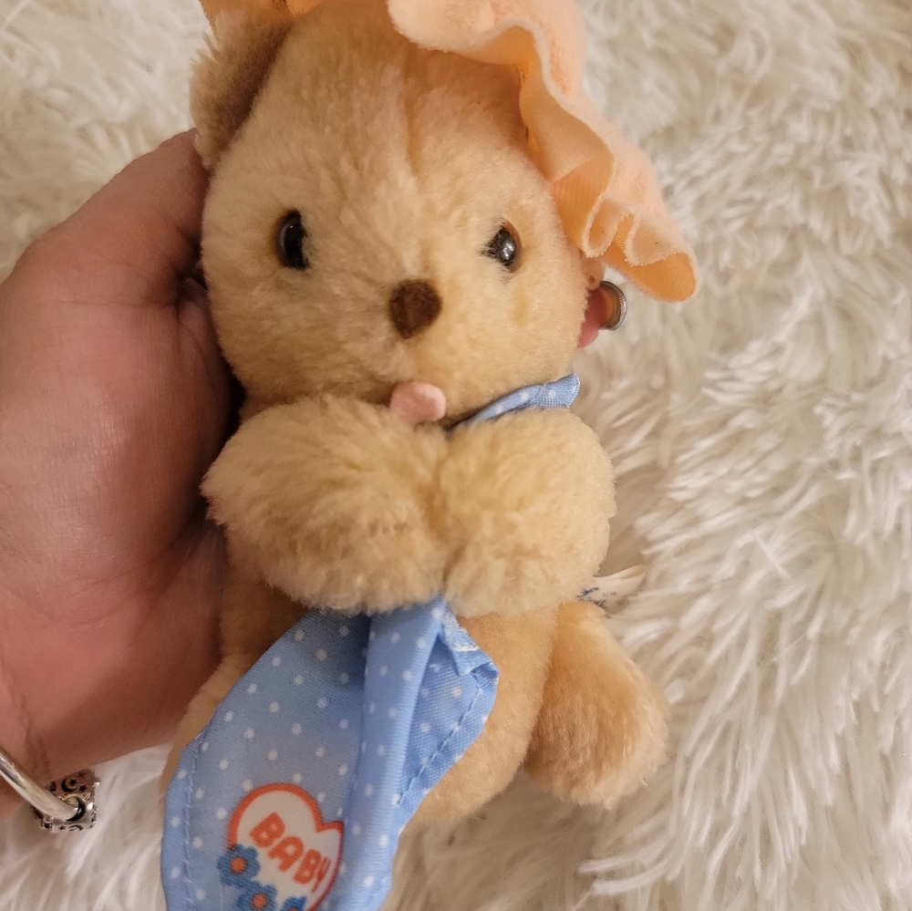 Knicker Bocker stuffed bear